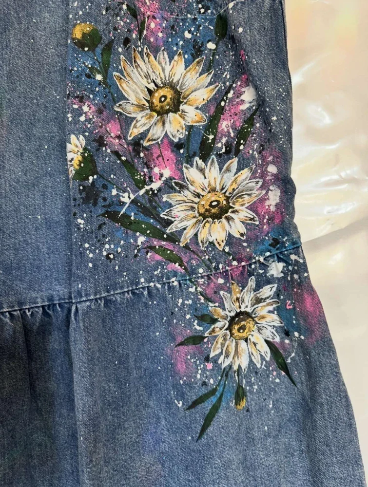 Ručně malované jeans šaty – Rozkvetlá louka